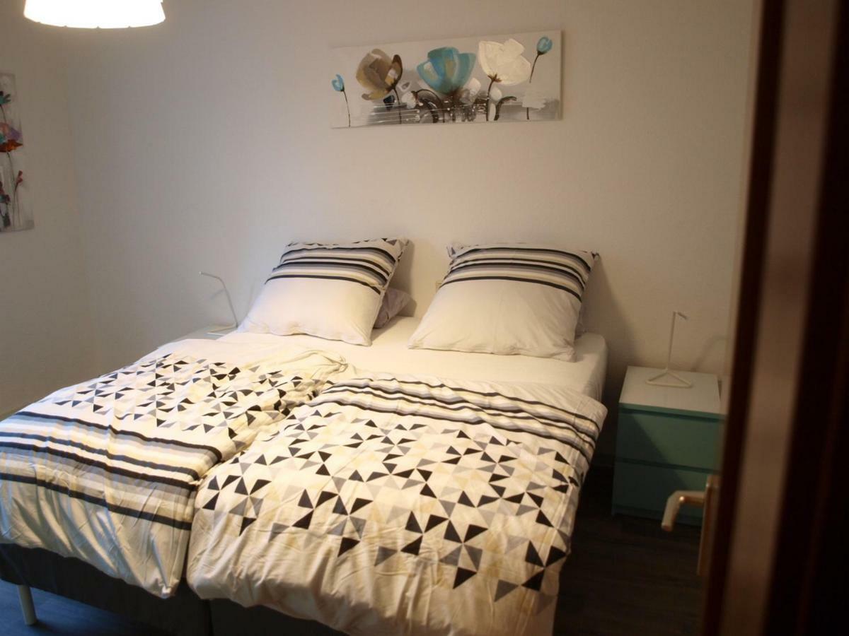 Appartment Grau Im Gruenen Monchengladbach Luaran gambar